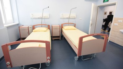 Адв. Шаркова: Решението за създаване на болницата "Мама и Аз" е взето непрозрачно