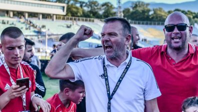 Младенов зарадва феновете на ЦСКА: Футболистите ни са възстановени на 100%