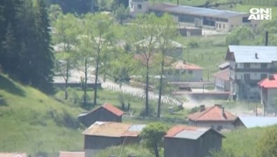 Хора в Триград видели момче с бяла тениска: Извикали го, то избягало