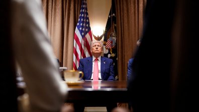 Топ десет най-силни и интересни кадри на 10 април (СНИМКИ)