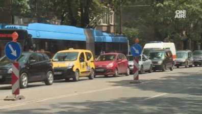 Ремонтите по бул. "Дондуков" се изместват: Нов обходен маршрут