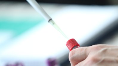 78-годишен мъж с коронавирус е починал в Девин