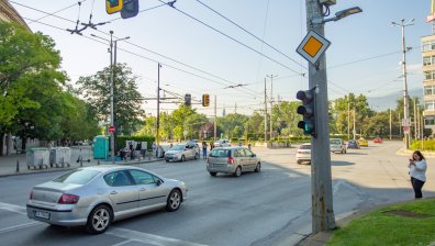 Протестиращите доброволно местят палатките си от СУ пред МС