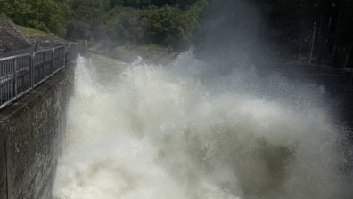 Заради очаквани обилни валежи проверяват спешно язовири в страната