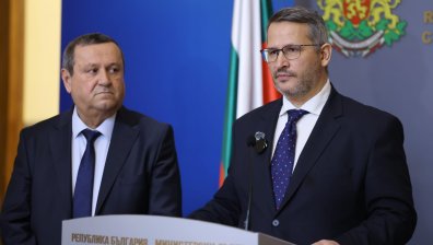 Министър Христанов: Подаваме три сигнала в МВР за злоупотреби в "Напоителни системи"