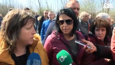 Близки на двама убити на пътя блокираха пътя Созопол - Бургас 