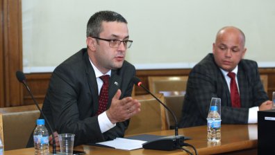 ГЕРБ: Няма да подадем оставка, Радев носи политическата отговорност