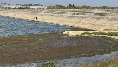Шуменското езеро изчезва заради сушата