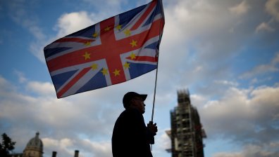 Дори при твърд Brexit: Гражданите на ЕС могат да останат на Острова до 3 г. (обновена)