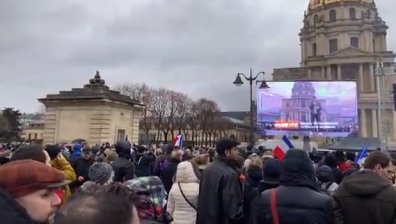 Хиляди французи протестират срещу "ваксинационния сертификат"