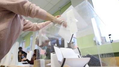 При обработени 88% от протоколите: ГЕРБ - 25,9%, Трифонов - 18,04%, БСП - 14,9%