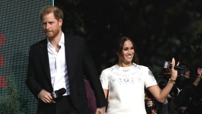 Принц Хари ще се върне във Великобритания, но без Меган?