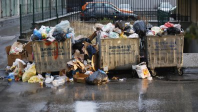 Боклук задръсти "Люлин" и "Красно село" в София