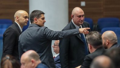 МЕЧ си върна позициите в НС с възстановяване на парламентарната група (СНИМКИ)