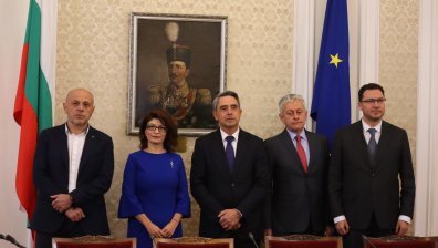 Преговорите стартираха: Плевнелиев и Паси ще търсят решения, обсъждайки стратегически теми