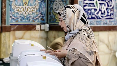 Иран избира своя нов президент