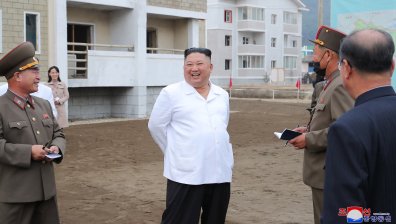 Крайни мерки: Северна Корея се пази от Ковид-19, поставяйки мини