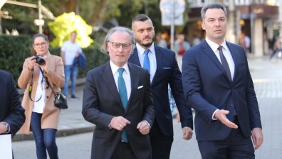Лозан Панов излиза в неплатен отпуск до 22 ноември