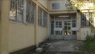 Бабата на изоставеното в "Люлин" бебе криела за проблемите в семейството