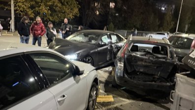 Известен е шофьорът, помел пиян 6 коли в центъра на София