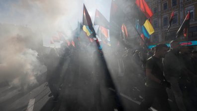 Многохиляден протест срещу споразумението на Зеленски с Москва
