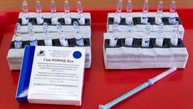 Германия води преговори с Русия за закупуване на 30 млн. дози от ваксината Sputnik V