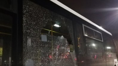 Мъж откри стрелба по три автобуса от градския транспорт в Пловдив