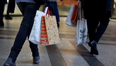 До 300% скок на цените в Италия за Коледа и Нова година