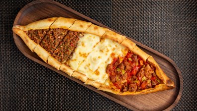 Рецепта по турски: Пиде с три вида пълнеж