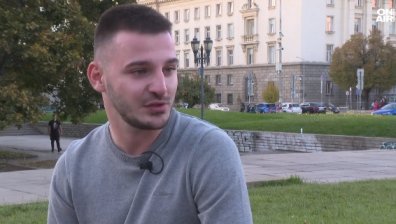 Инфлуенсърът Зико, младите и политиката: "Дори да се изложат, пак се мислят за готини"