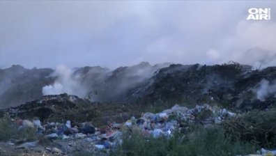 Овладяха възобновилия се пожар на старото сметище на Свищов