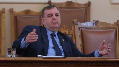 Каракачанов: Без внос на храни, докато има български по магазините