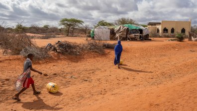 Учени: Светът да се подготви за най-лошото - бедствия, епидемии, ядрена война