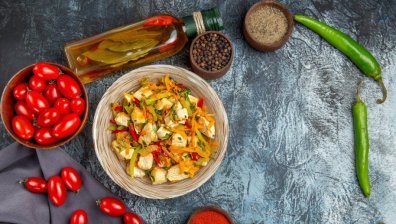 Рецепта за салата с печени чушки и картофи