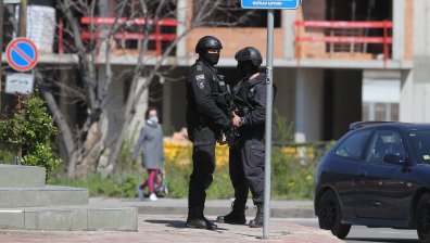 Задържаха в София издирван гръцки каналджия с 10-годишна присъда