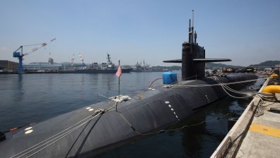 ЕС отложи търговските преговори със САЩ след скандала с подводниците