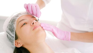 Прокуратурата се самосезира по случаите на жени, пострадали след поставяне на ботокс