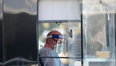 Словакия въвежда карантина за всички пристигащи в страната