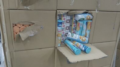 Митничари хванаха цигари в кашони с бисквити, боза и безалкохолни