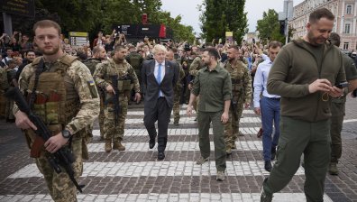 Джонсън: Ще осигурим на Украйна стратегическа издръжливост срещу Русия