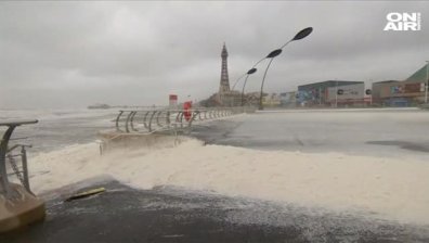 Мощни бури удариха Западна Европа 
