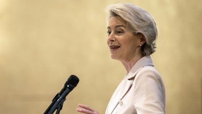 Фон дер Лайен: Изплатихме нови €1,5 млрд. на Украйна