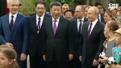Владимир Путин посрещна китайския президент в Москва