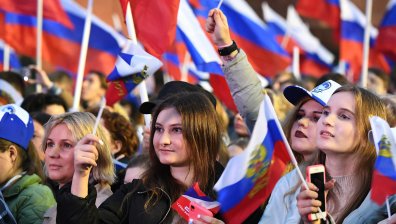 ЕС поряза анексираните от Русия територии, няма да признава паспортите, издадени там