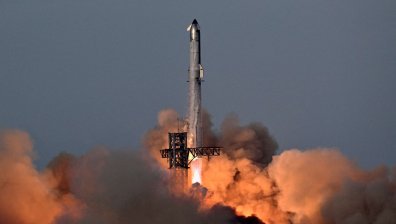 Starship в действие: Ключови моменти от историческия полет (СНИМКИ)