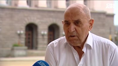 Кой запали Партийния дом преди 27 години?