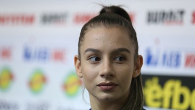 Олимпийската ни шампионка Мадлен Радуканова стана майка на момиченце