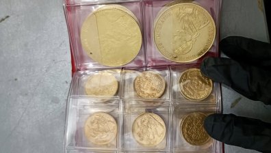 СНИМКИ от акцията на ГДБОП за трафик на антики със замесен български олигарх