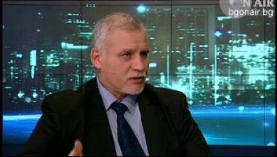 Недостигът на енергия прави японската икономика неконкурентоспособна, коментират експерти