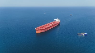 Иран отново затвори Ормузкия проток с нови правила за корабите